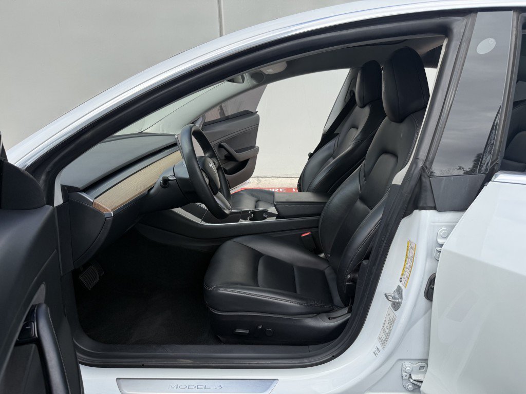 Used 2020 Tesla Model 3 Long Range AWD/4WD image 11