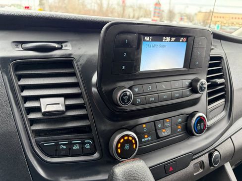 Used 2021 Ford Transit 350 XLT image 32
