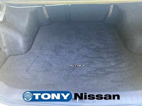 Used 2015 Nissan Altima 2.5 SV FWD image 29