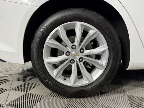 Used 2023 Chevrolet Malibu LT FWD image 43
