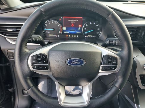 Used 2023 Ford Explorer XLT w/ Equipment Group 202A image 24