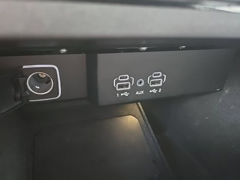 Used 2024 Jeep Wagoneer Series II image 67