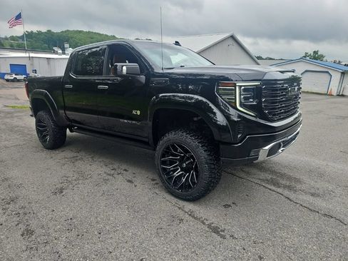 Used 2023 GMC Sierra 1500 Denali Ultimate AWD/4WD image 8