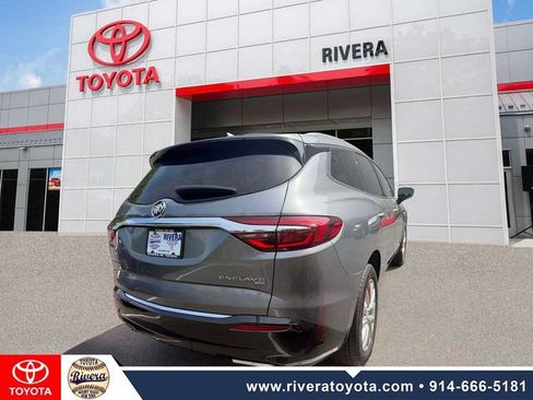 Used 2018 Buick Enclave Premium w/ Experience Buick Package AWD/4WD image 6