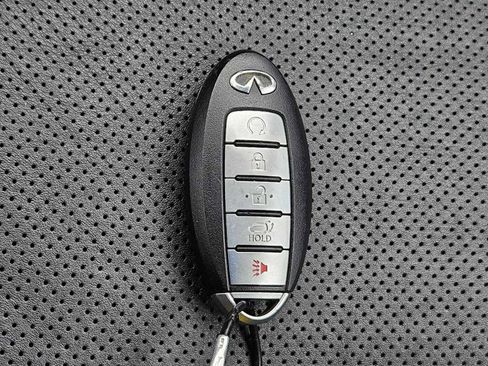 Used 2024 INFINITI QX80 Luxe RWD image 35