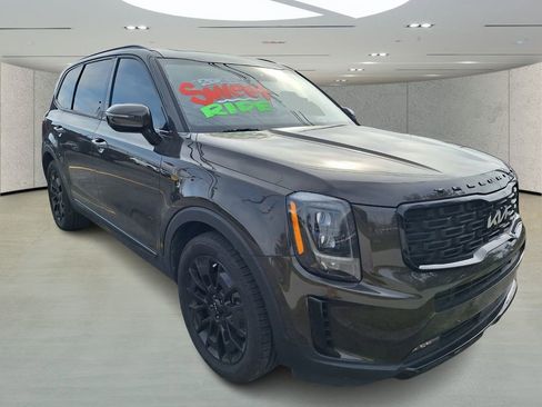 Used 2022 Kia Telluride SX w/ SX Prestige Package image 7