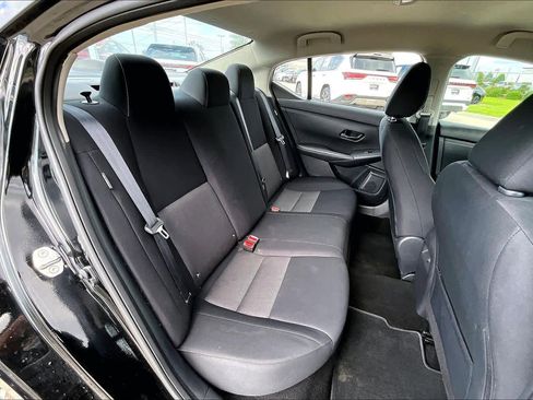 Used 2024 Nissan Sentra SV FWD image 20