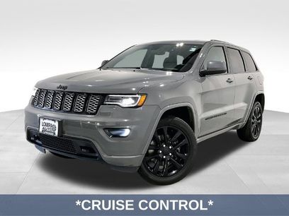 Used 2022 Jeep Grand Cherokee Altitude