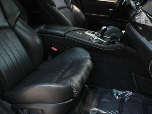 Used 2013 BMW M5 RWD image 28