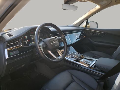 Used 2024 Audi Q7 3.0T Premium Plus image 29
