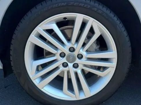 Used 2019 Audi Q5 2.0T Premium Plus w/ Premium Plus Package AWD/4WD image 57