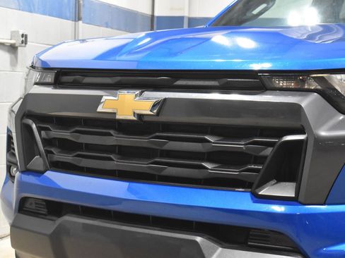 Used 2023 Chevrolet Colorado LT w/ LT Convenience Package II image 31