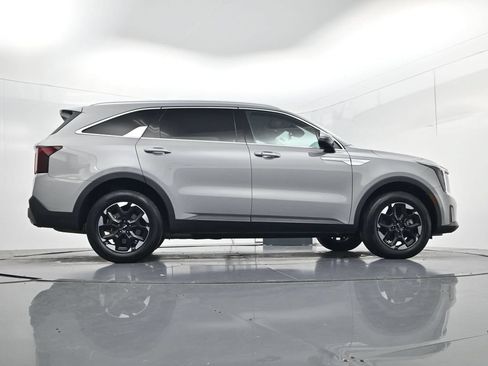 Certified 2026 Kia Sorento S AWD/4WD image 46