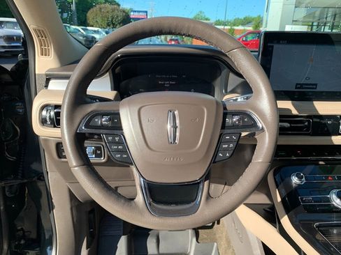 Used 2023 Lincoln Nautilus AWD w/ Premium Package image 21