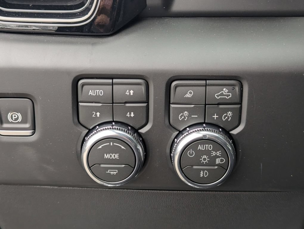 New 2026 GMC Sierra 1500 AT4 w/ AT4 Premium Package AWD/4WD image 45