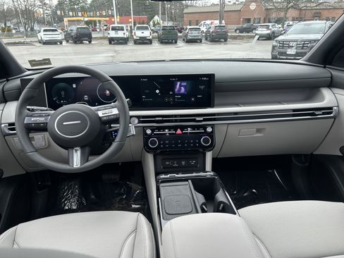 New 2026 Hyundai Tucson Limited AWD/4WD image 3