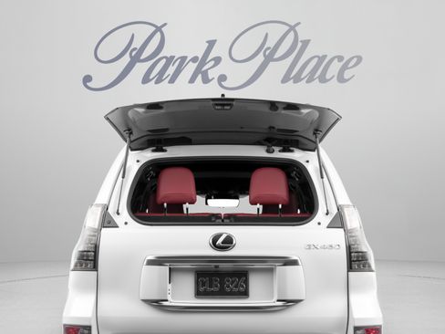 Used 2023 Lexus GX 460 Premium w/ Premium Package AWD/4WD image 4