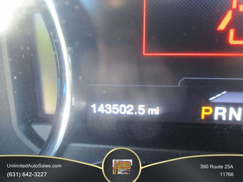 Used 2017 Ford F150 Platinum w/ Technology Package AWD/4WD image 8