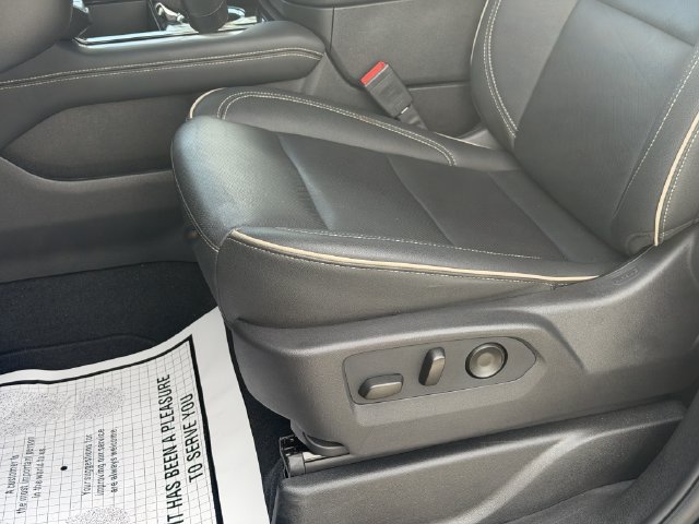 Used 2026 GMC Yukon XL Elevation RWD image 14