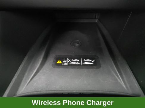 Used 2025 Buick Encore GX Avenir w/ Avenir Technology Package image 40