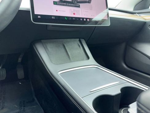 Used 2023 Tesla Model 3 Standard Range image 26