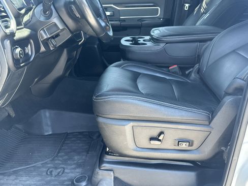 Used 2023 RAM 2500 Big Horn w/ Level 1 Equipment Group AWD/4WD image 9
