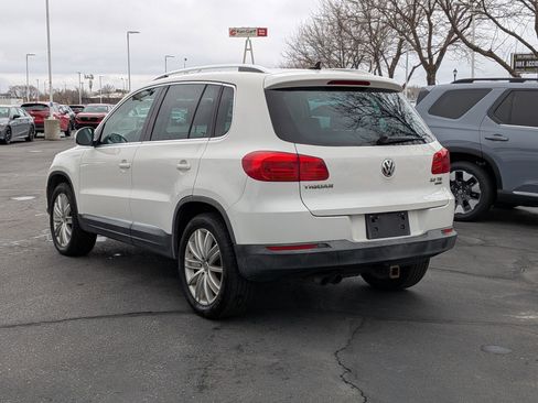 Used 2012 Volkswagen Tiguan S image 8