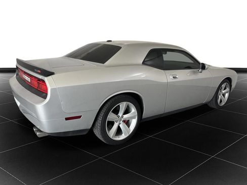 Used 2009 Dodge Challenger SRT8 w/ SRT Option Group II RWD image 5