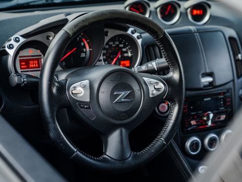 Used 2012 Nissan 370Z Coupe image 6