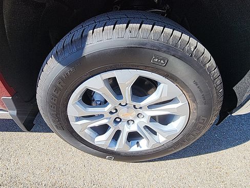 Used 2026 Chevrolet Silverado 1500 LTZ w/ Technology Package image 11