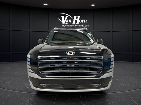 Used 2026 Hyundai Palisade Calligraphy AWD/4WD image 2