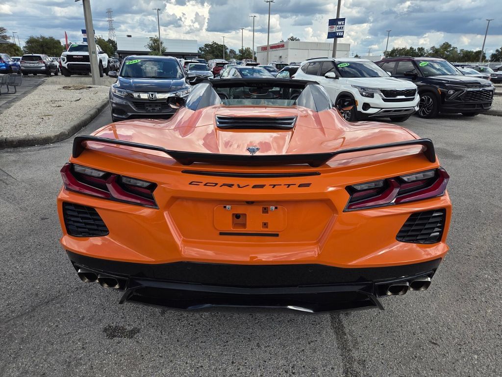 Used 2022 Chevrolet Corvette Stingray Premium Conv w/ Z51 Performance Package RWD image 10