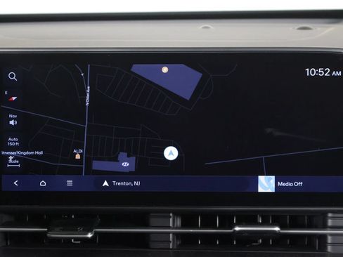 Used 2025 Hyundai Kona SEL FWD image 38