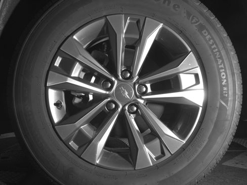 Used 2025 Chevrolet Equinox LT FWD image 12