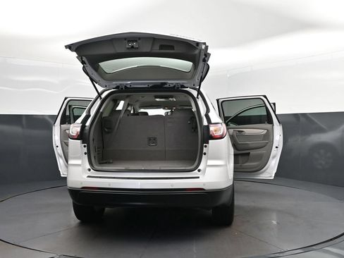 Used 2016 Chevrolet Traverse LT w/ Traveler's Package FWD image 51