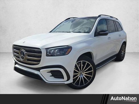 New 2026 Mercedes-Benz GLS 450 4MATIC image 1