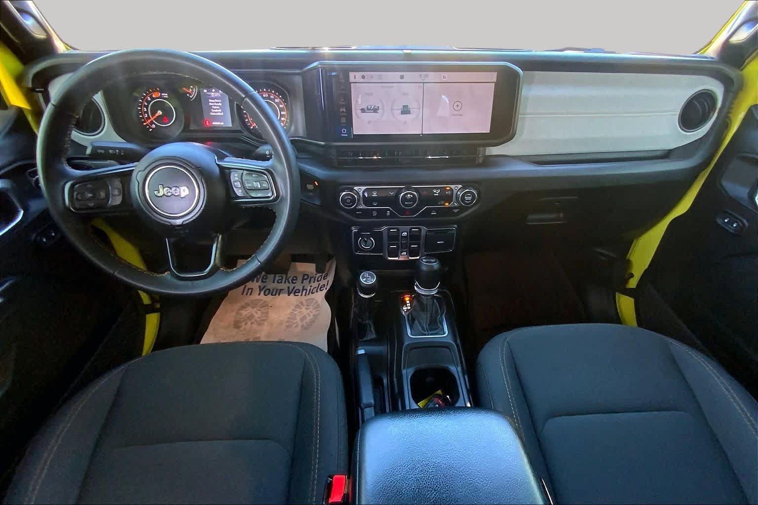 Used 2024 Jeep Wrangler Unlimited Sport AWD/4WD image 14