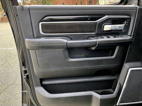 Used 2022 RAM 2500 Laramie image 26