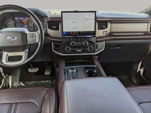 Used 2023 Ford Expedition Limited AWD/4WD image 15