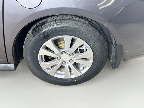 Used 2015 Honda Odyssey EX image 37