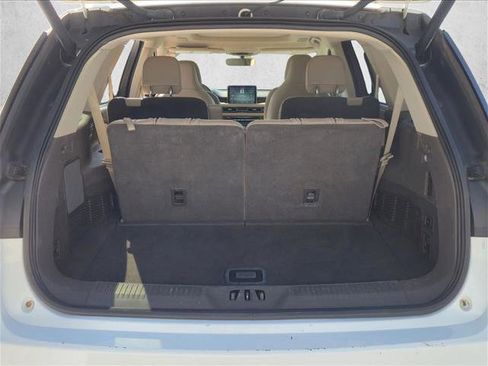 Used 2020 Lincoln Aviator Reserve w/ Equipment Group 202A image 6