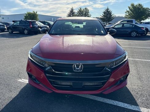 Used 2021 Honda Accord Sport image 2