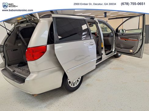 Used 2007 Toyota Sienna FWD image 19