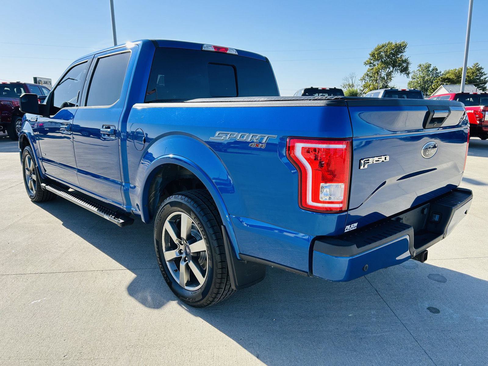 Used 2017 Ford F150 XLT w/ Equipment Group 302A Luxury AWD/4WD image 32