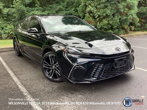Used 2025 Toyota Camry XSE w/ Premium Plus Package AWD/4WD image 1
