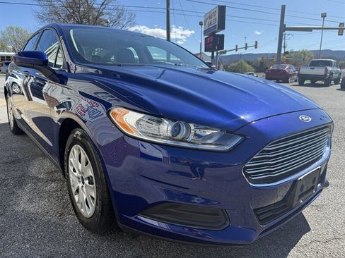 Used 2014 Ford Fusion S image 4