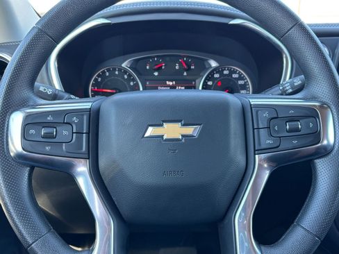 Used 2025 Chevrolet Blazer LT image 29