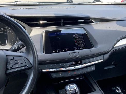Used 2019 Cadillac XT4 Premium Luxury AWD/4WD image 5
