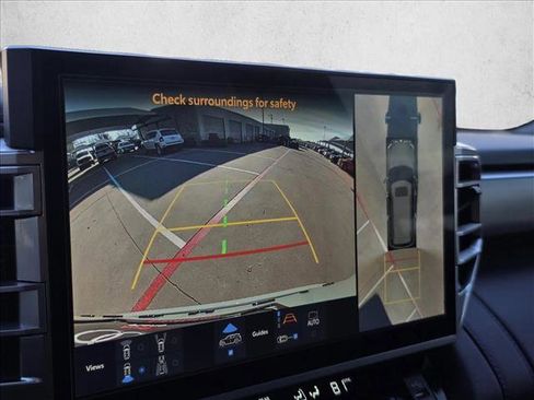 Used 2025 Toyota Sequoia Platinum image 24