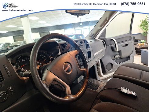 Used 2011 GMC Sierra 1500 SLE w/ Power Tech Package AWD/4WD image 23